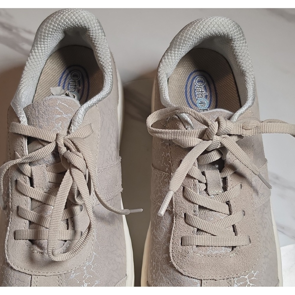 Orthofeet Beige Solid‎ Low Top Lace Up Leather Women's Athletic Sneakers Logo